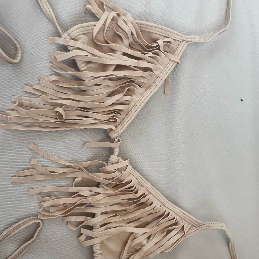 Swimsuit - Picture 4 of 4